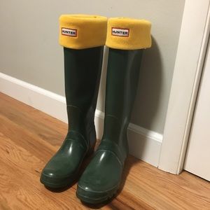 Classic Hunter Rain Boots- w/ removable liner!